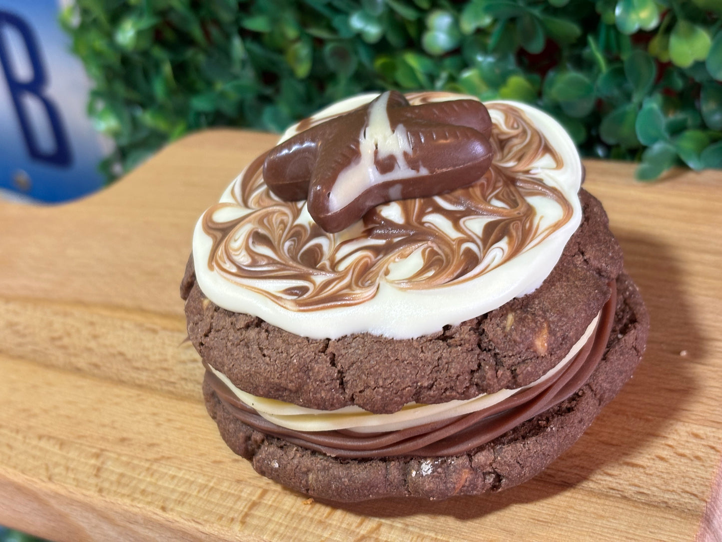 Belgian Seashell Whoopie Cookie