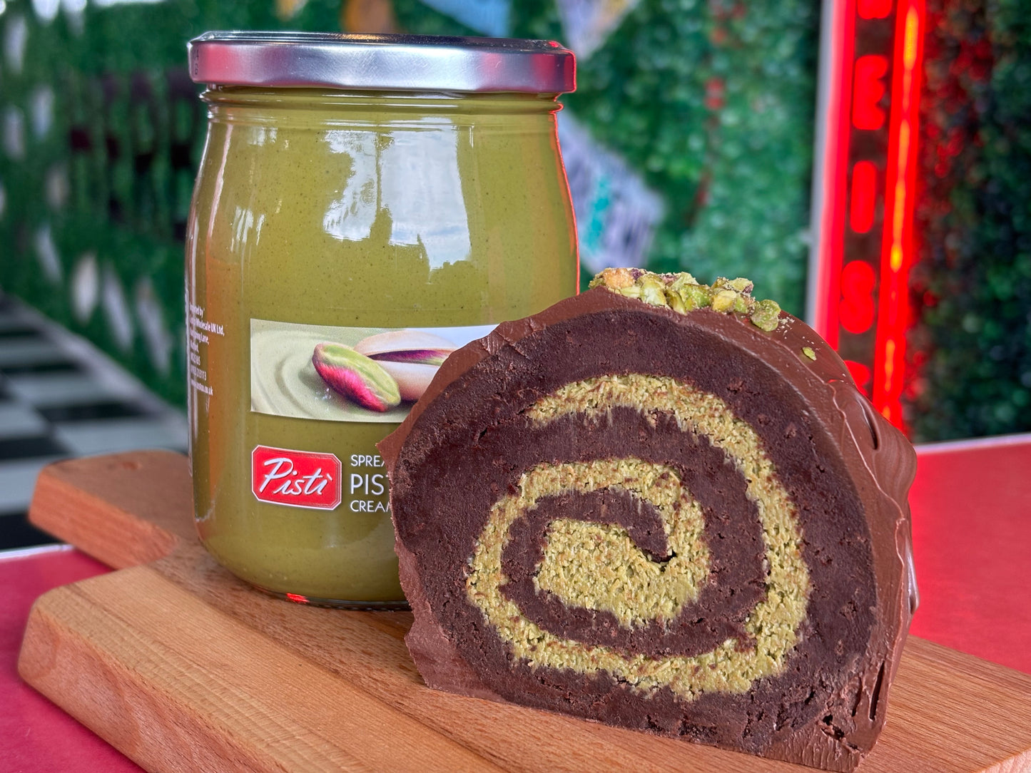Dubai Pistachio Brownie Roll