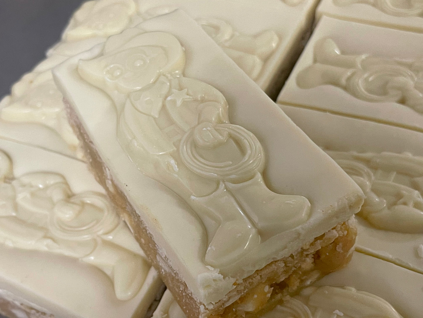 MilkyBar Blondie