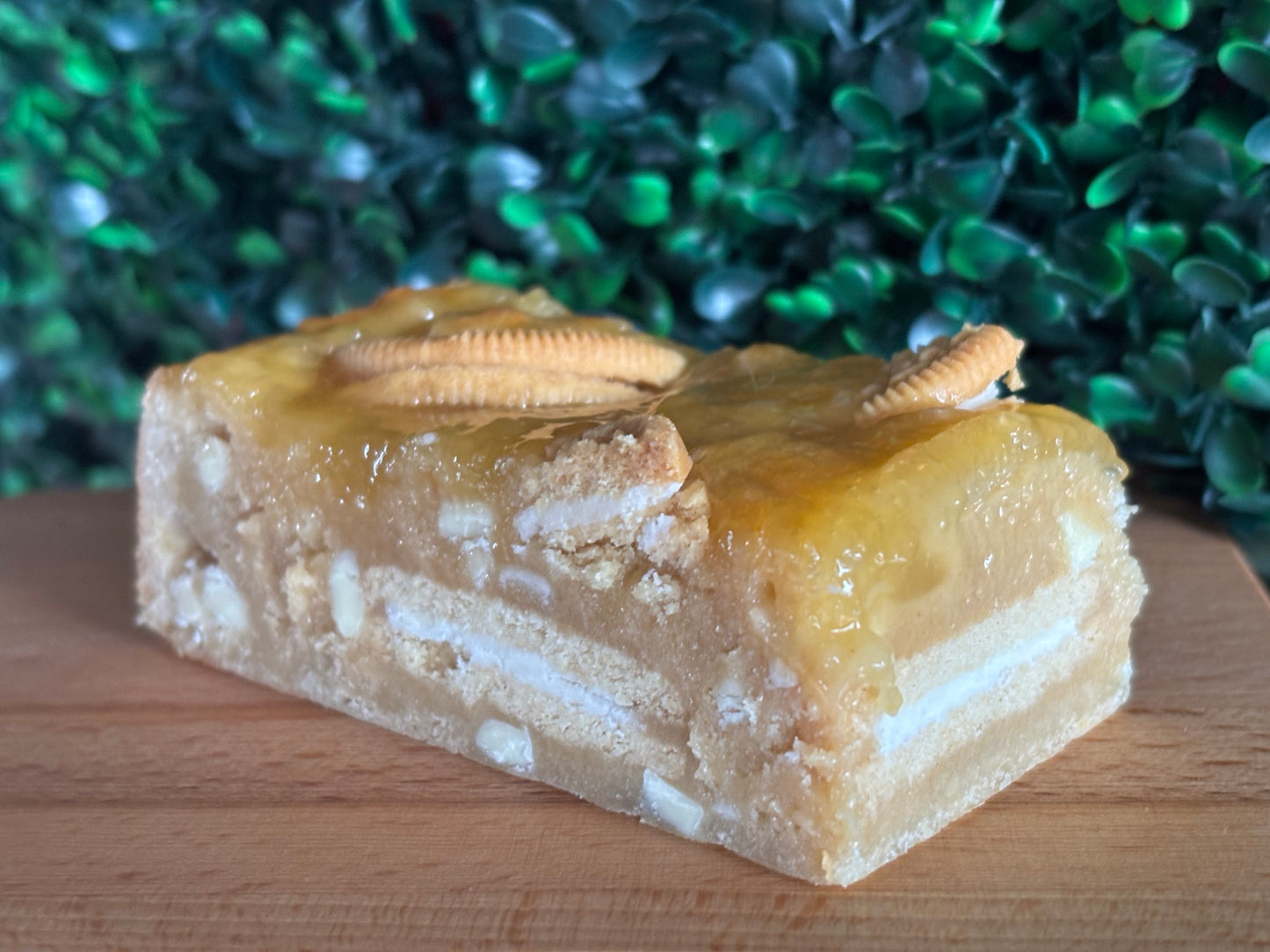 Golden Lemon Oreo Blondie