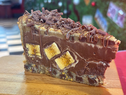 a NEW!! Cadbury’s Crunchie & Caramel Cookie Pie