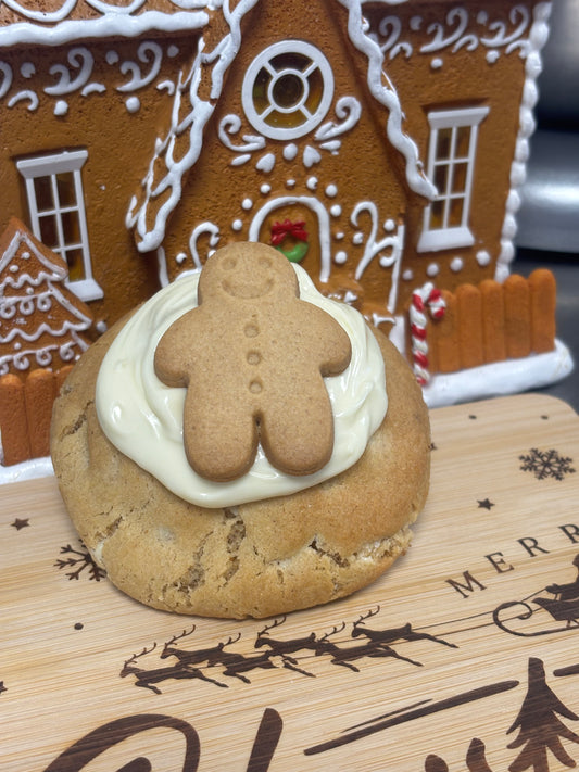 a NEW!! White Chocolate & Gingerbread NYC Cookie