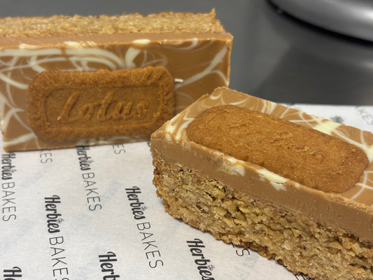 a NEW!! Lotus Biscoff Flapjack Bar