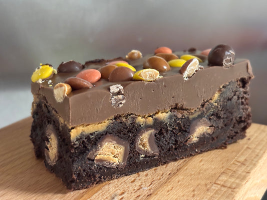 NEW!! Reese’s Pieces & Peanut Brownie
