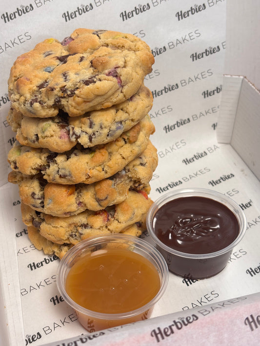 Box of 6 Chunky Smarties Cookies with dips