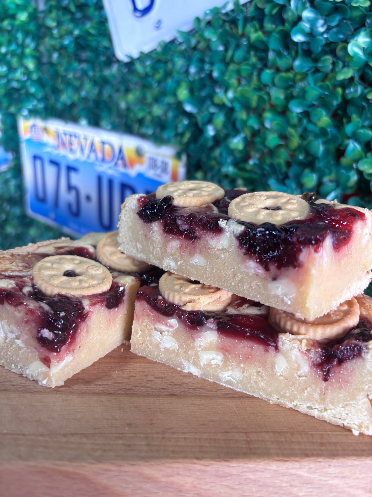 Apple & Blackcurrant Jammie Dodger Blondie