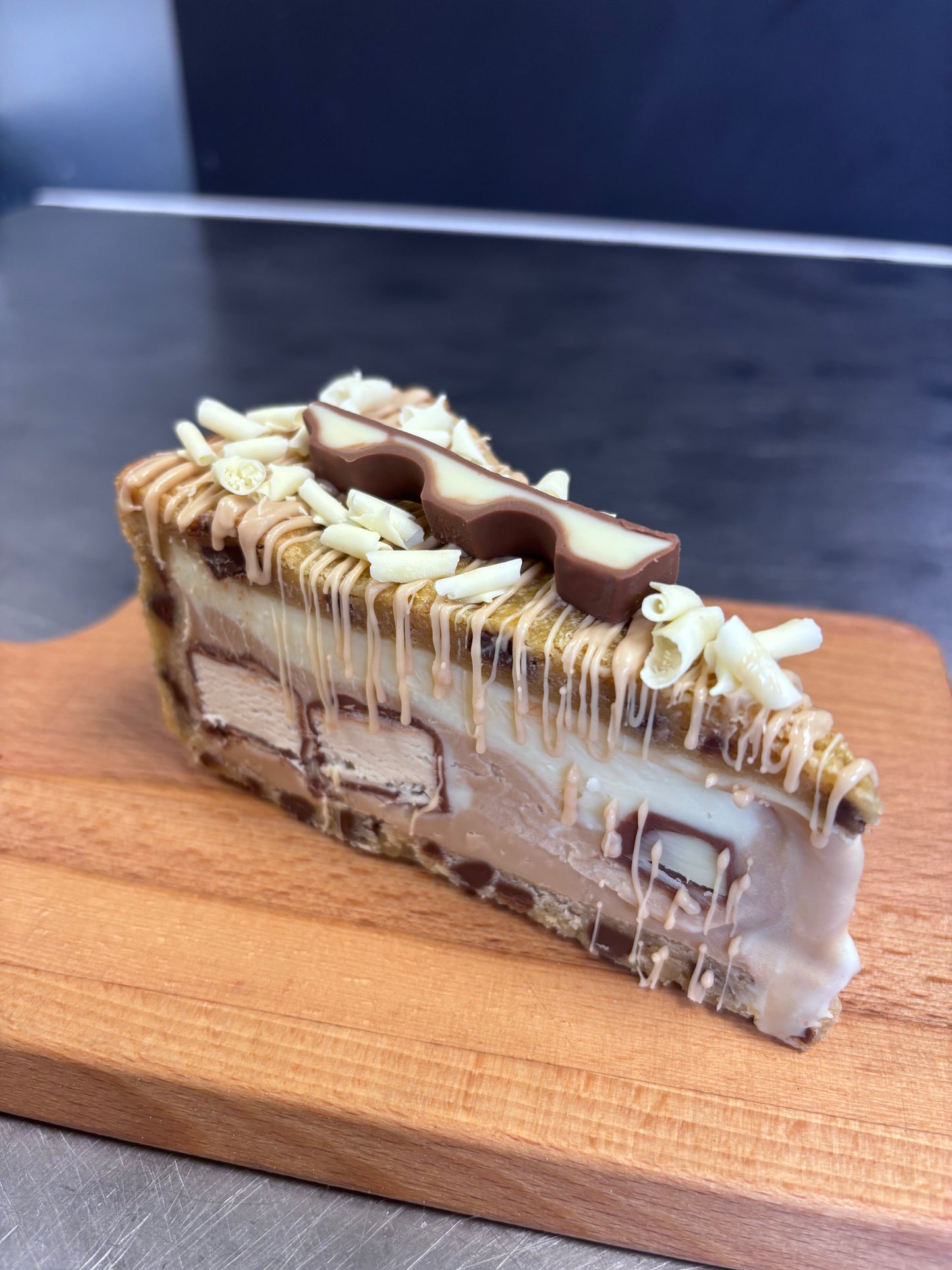 MilkyWay & Kinder Bar Cookie Pie