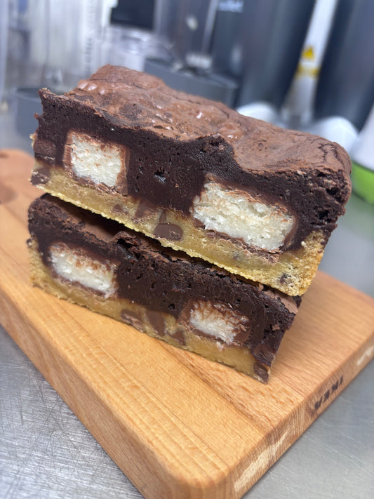 Milk Chocolate Bounty Bar Brookie