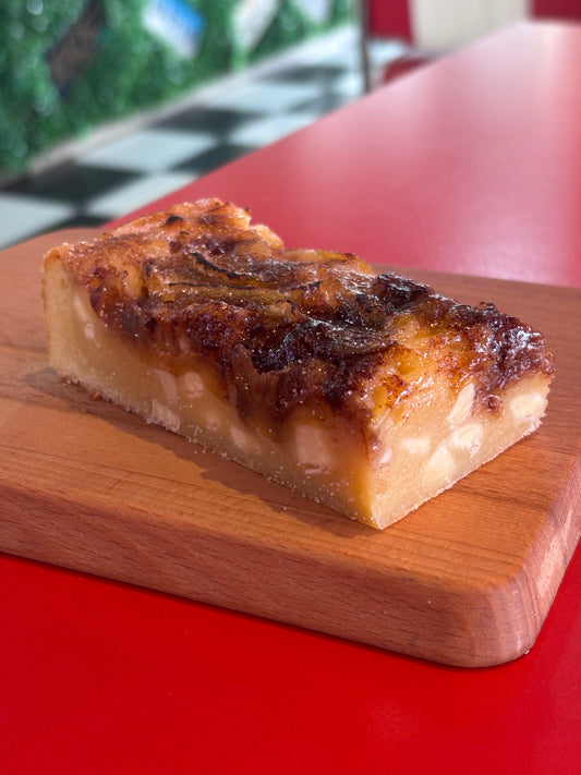 Caramelised Apple & Cinnamon Blondie