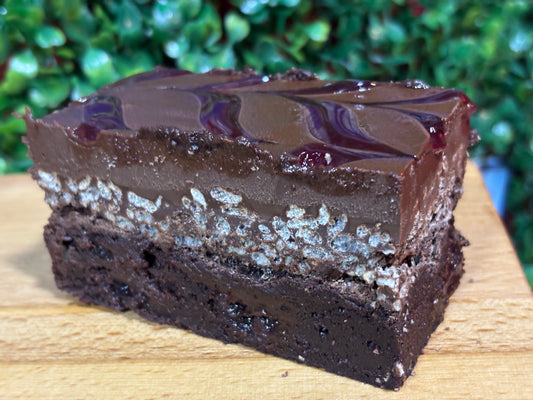 Dark Chocolate & Cherry Krispy Brownie